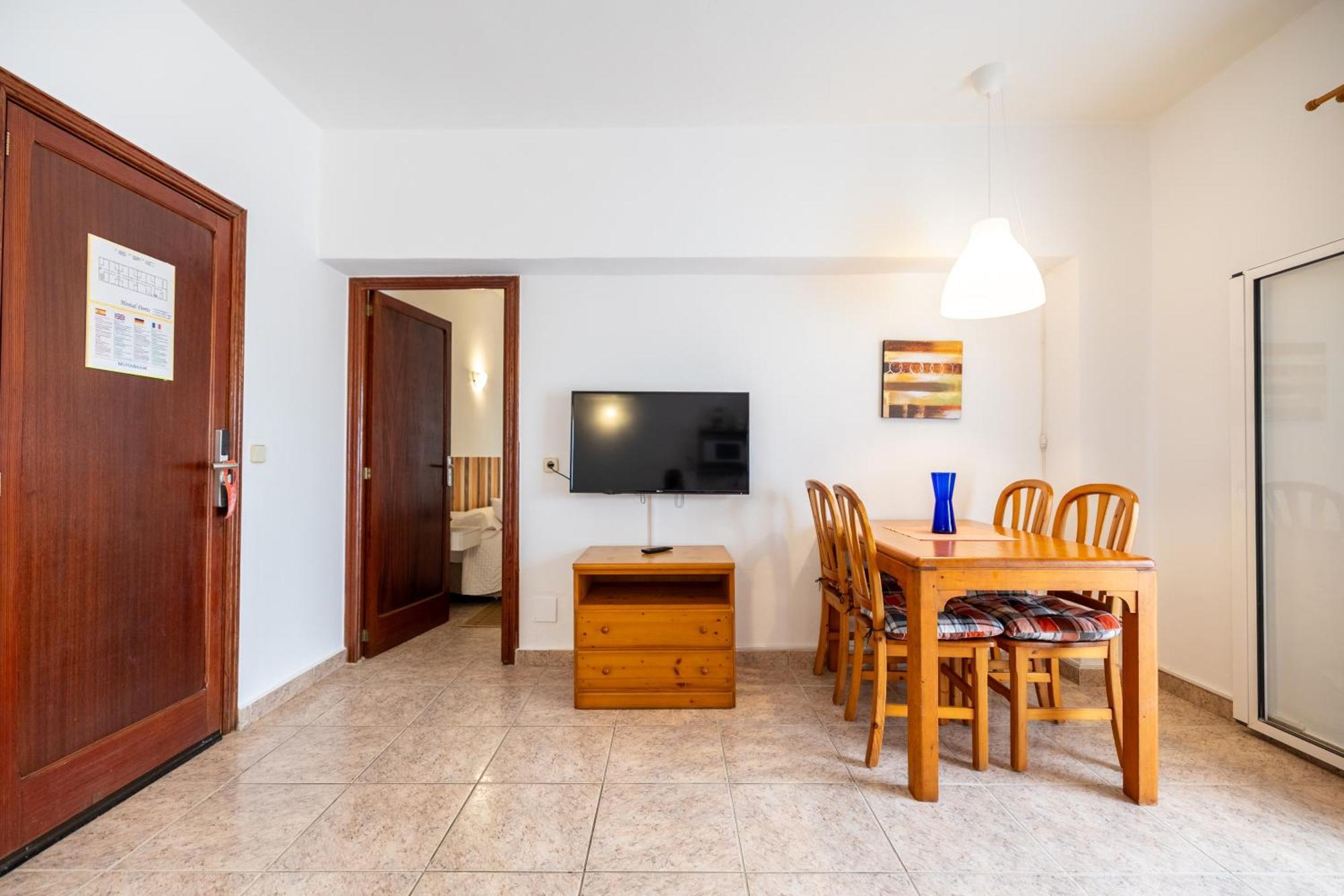 Hostal Doris - Adults Only Colonia de Sant Jordi Værelse billede