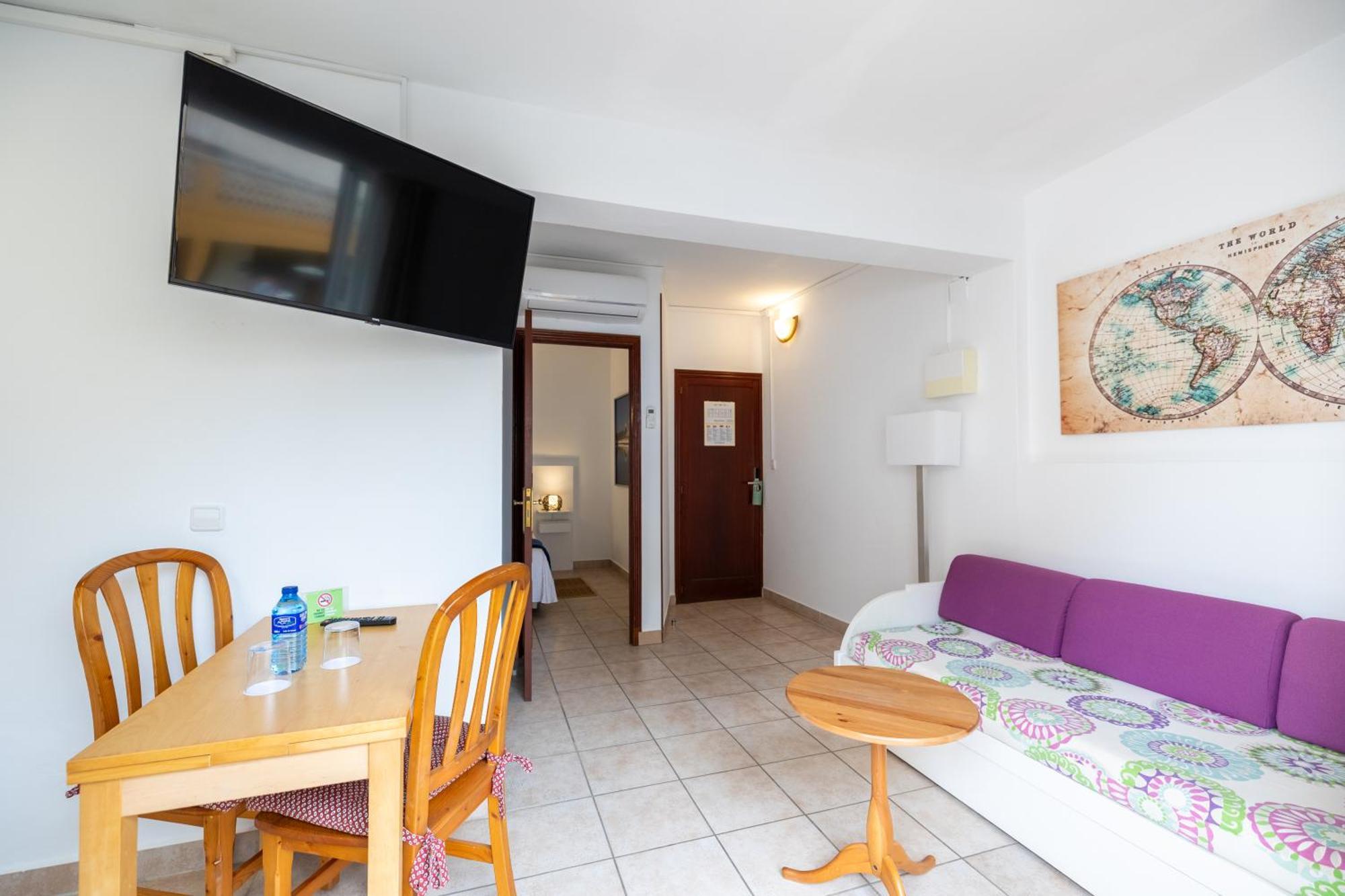 Hostal Doris - Adults Only Colonia de Sant Jordi Værelse billede